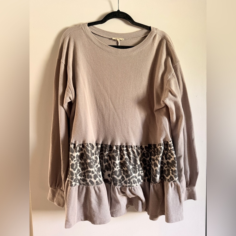 Lightweight sweatshirt tunic